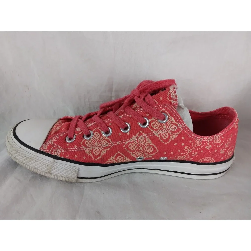Converse Low Top Sneakers in Pink Bandana Print - Picture 4 of 11